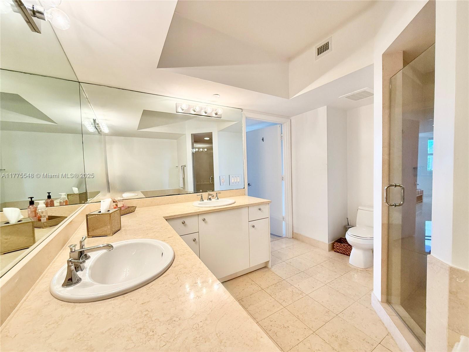 19900 E Country Club Dr #1207, Aventura FL 33180