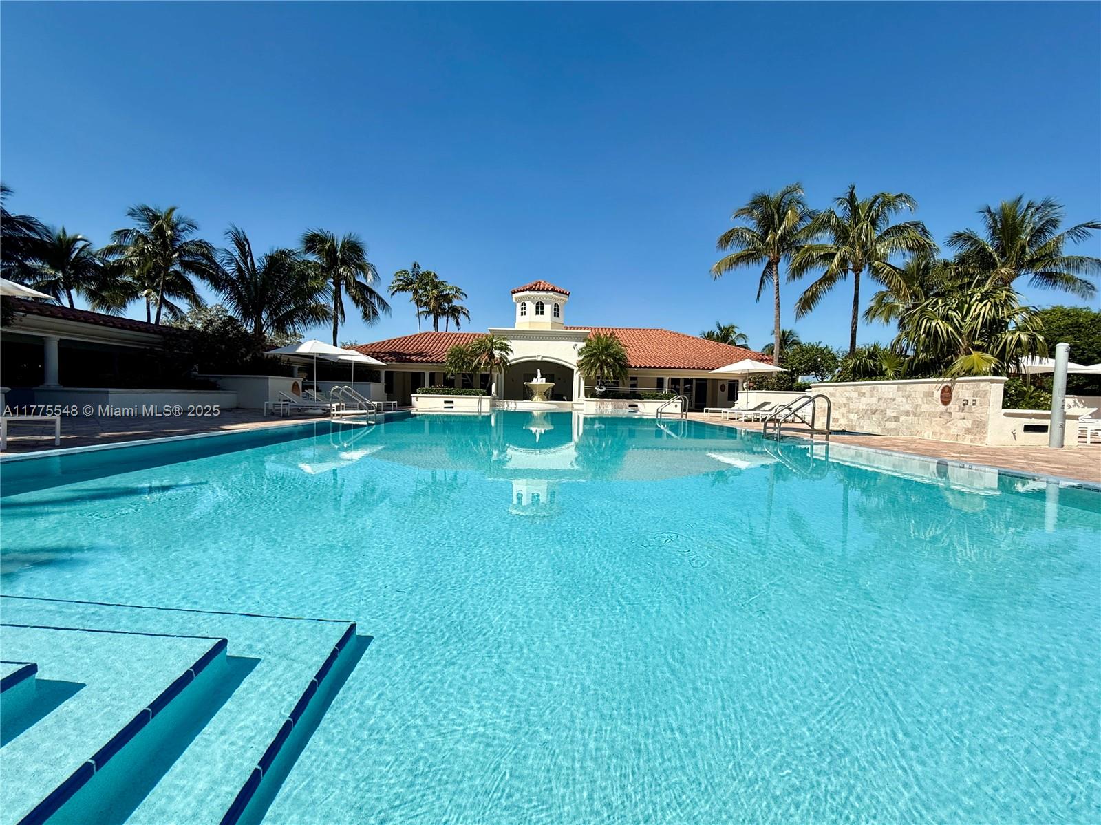 19900 E Country Club Dr #1207, Aventura FL 33180