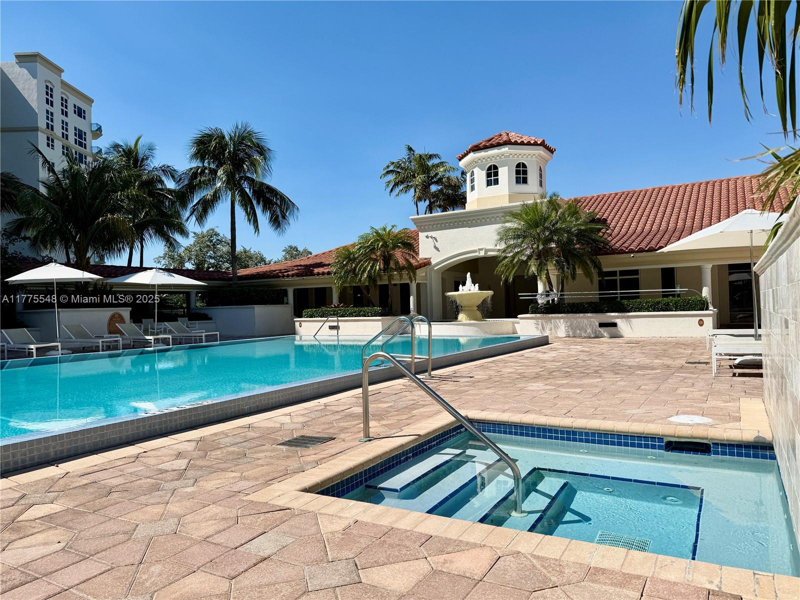 19900 E Country Club Dr #1207, Aventura FL 33180