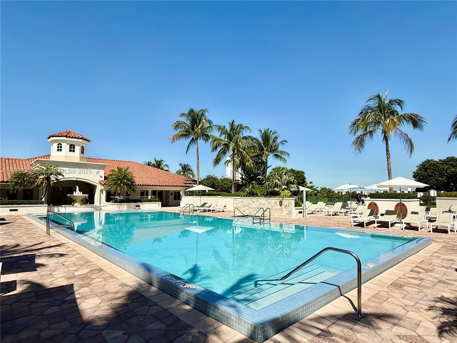 19900 E Country Club Dr #1207, Aventura FL 33180