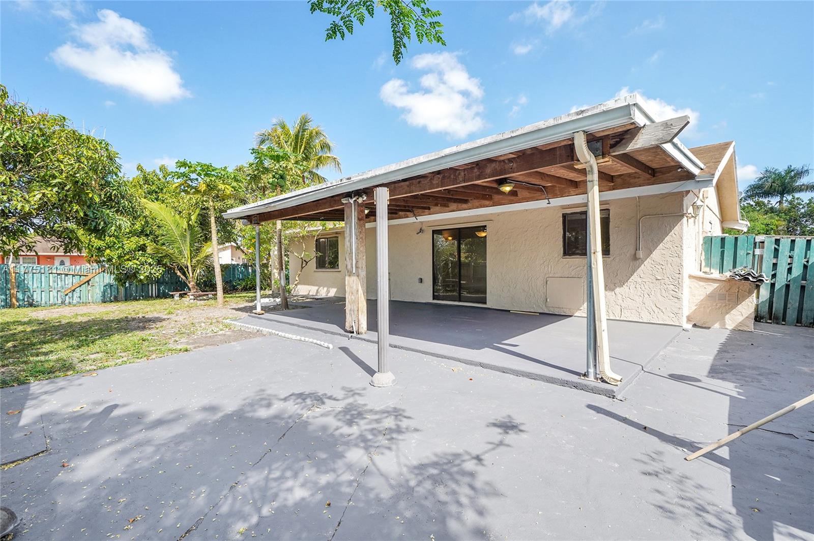 7818 SW 7th Pl, North Lauderdale, Florida image 35