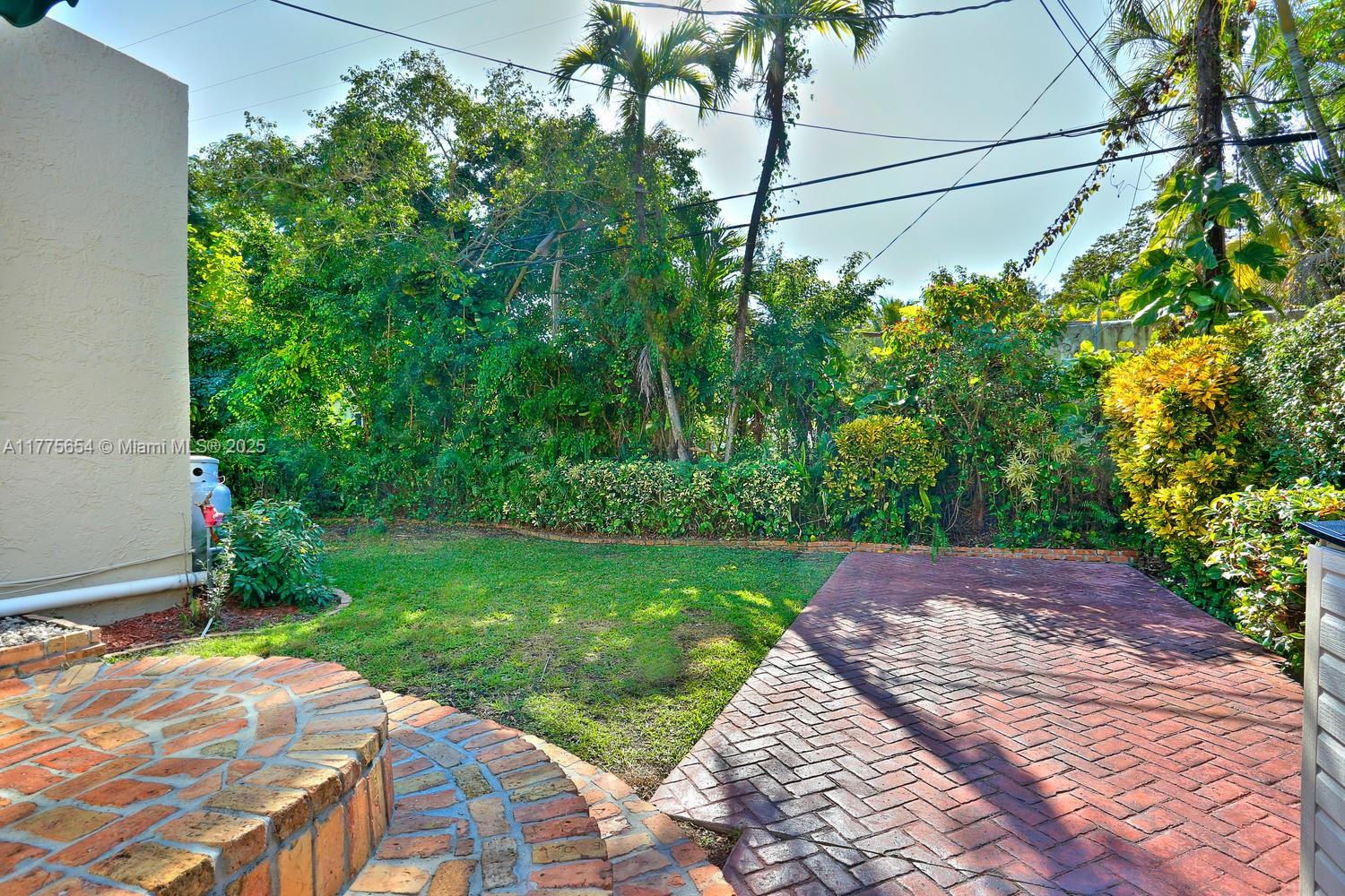 Listing Photo 24