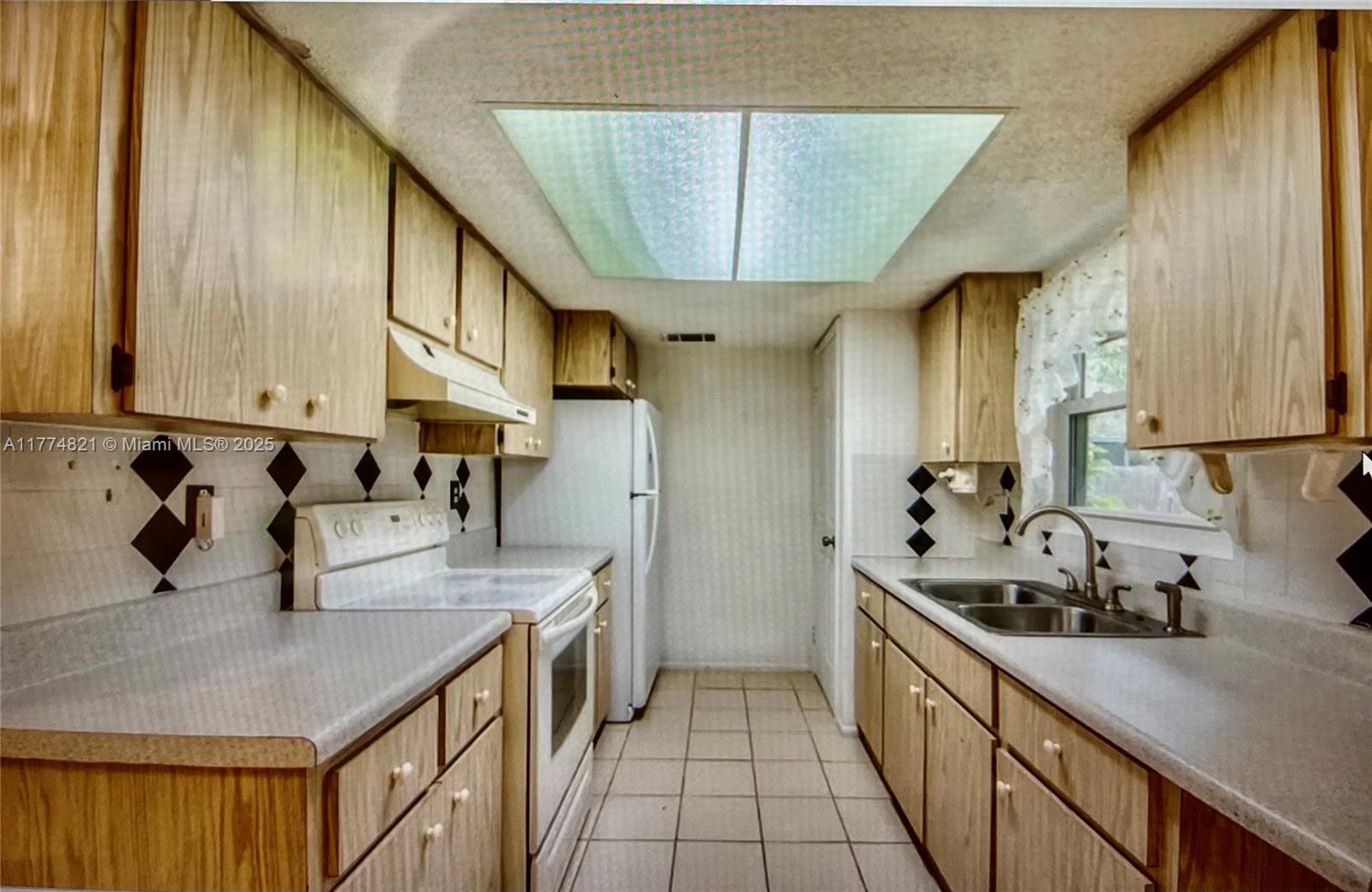 21070 Delake, Port Charlotte, Florida image 2