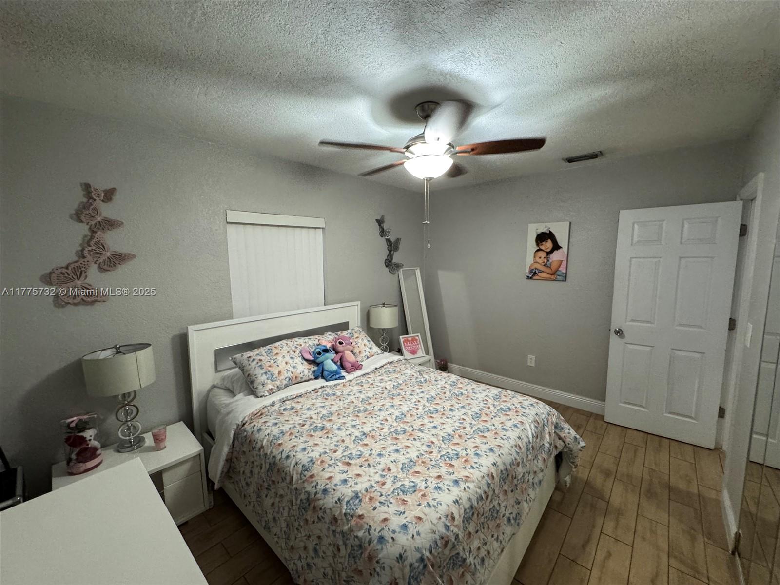 653 SE 8th Pl, Hialeah, Florida image 11