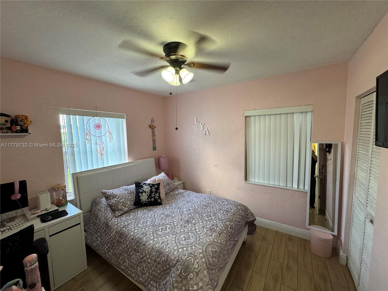 653 SE 8th Pl, Hialeah, Florida image 9