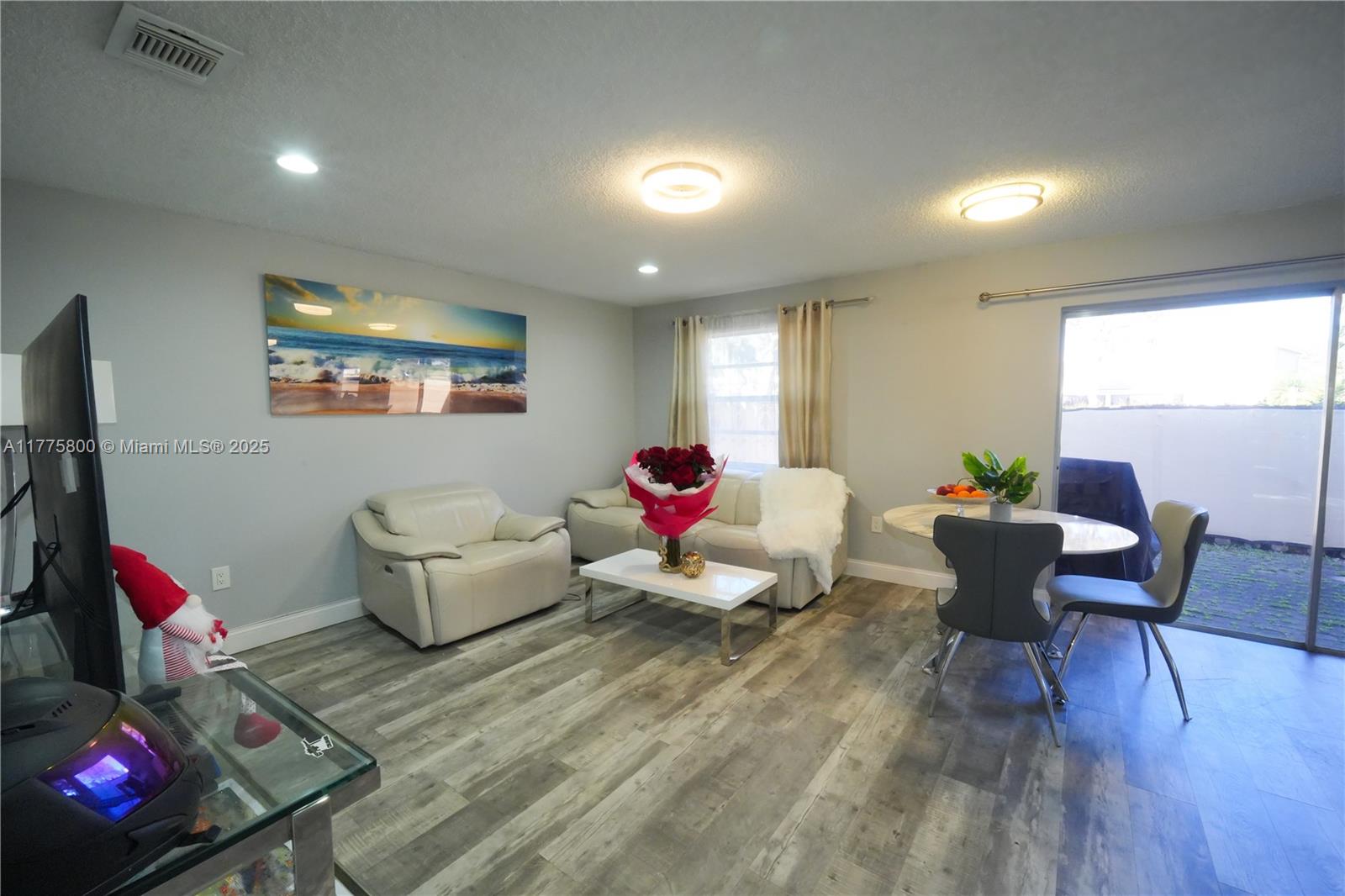 506 Danville Ter, Davie, Florida image 11
