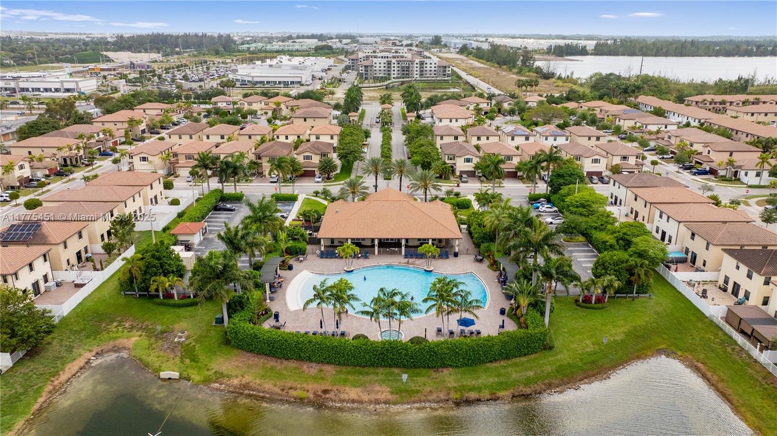 8881 W 35th Ln #8881, Hialeah, Florida image 31