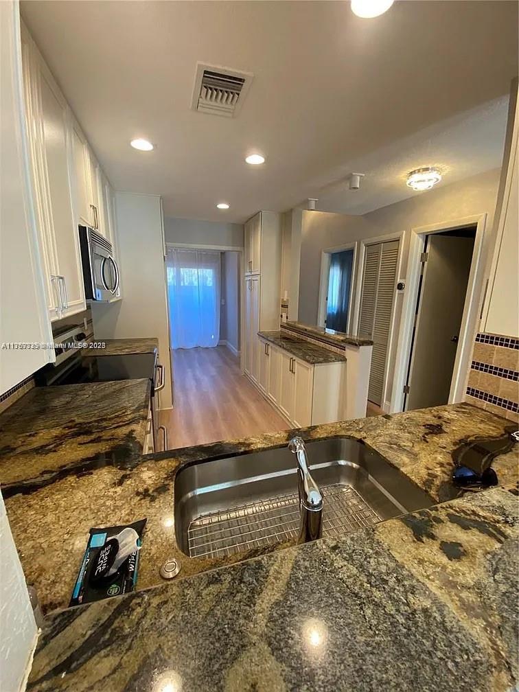 4291 S Pine Island Rd, Davie, Florida image 2