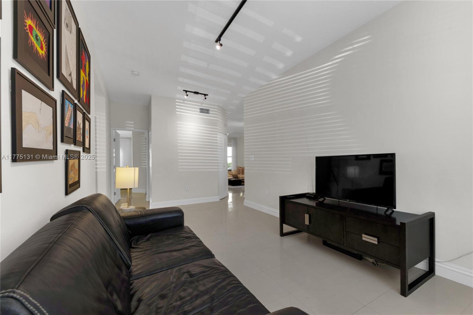 15533 N Miami Lakeway N #106, Miami Lakes, Florida image 33