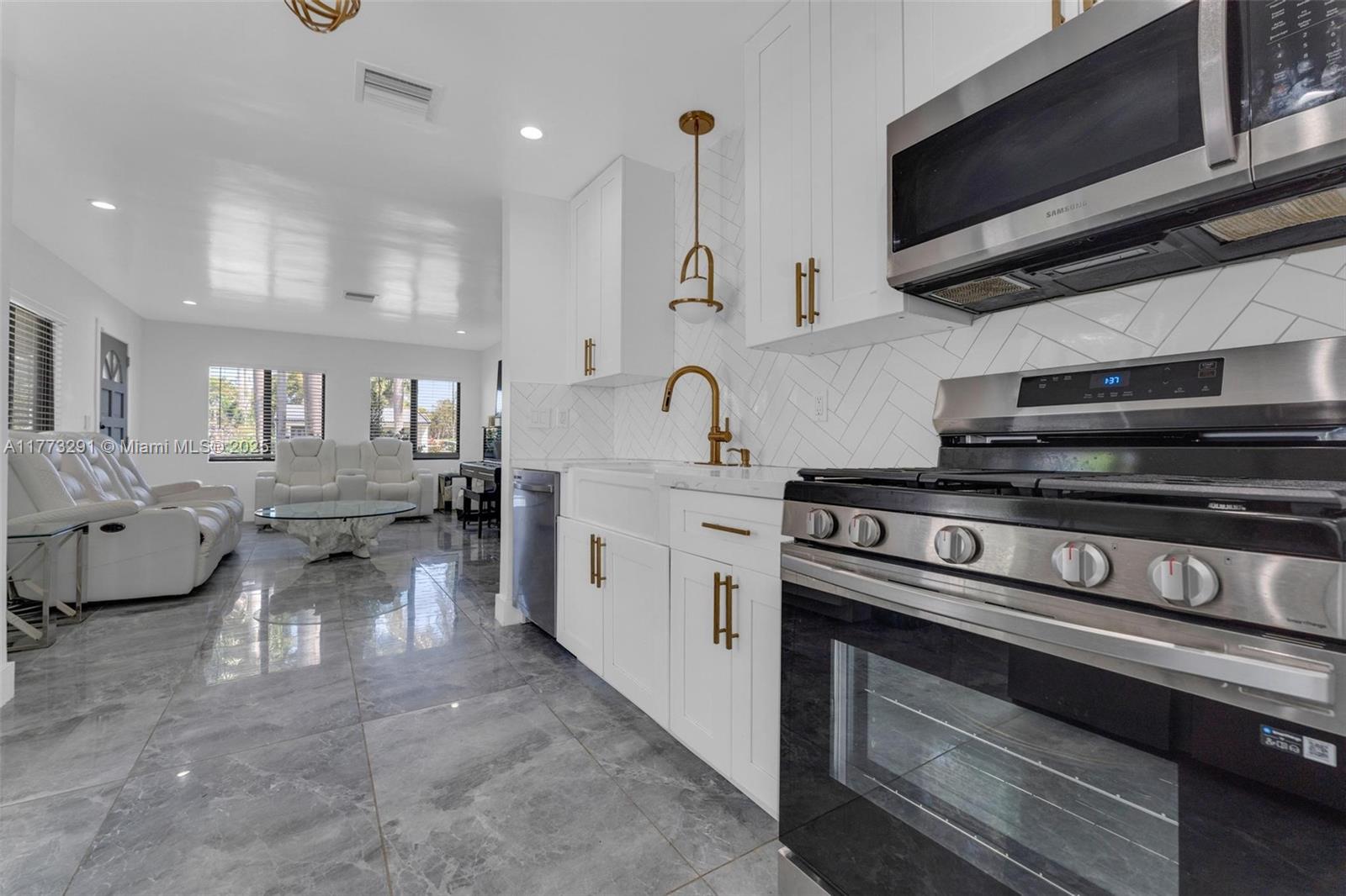 1600 Mayo St, Hollywood, Florida image 5