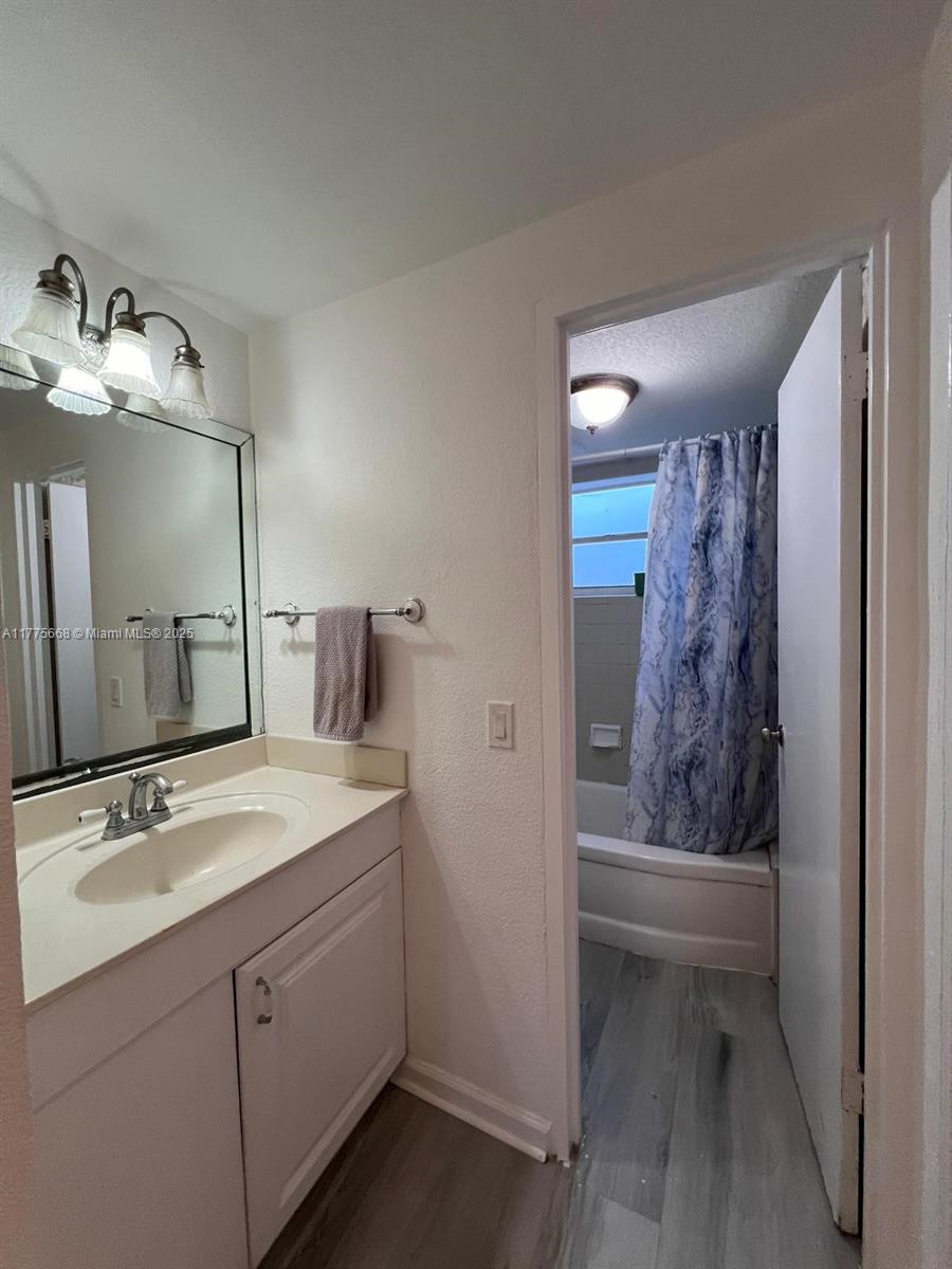 7904 W West Dr #108, North Bay Village, Florida image 10
