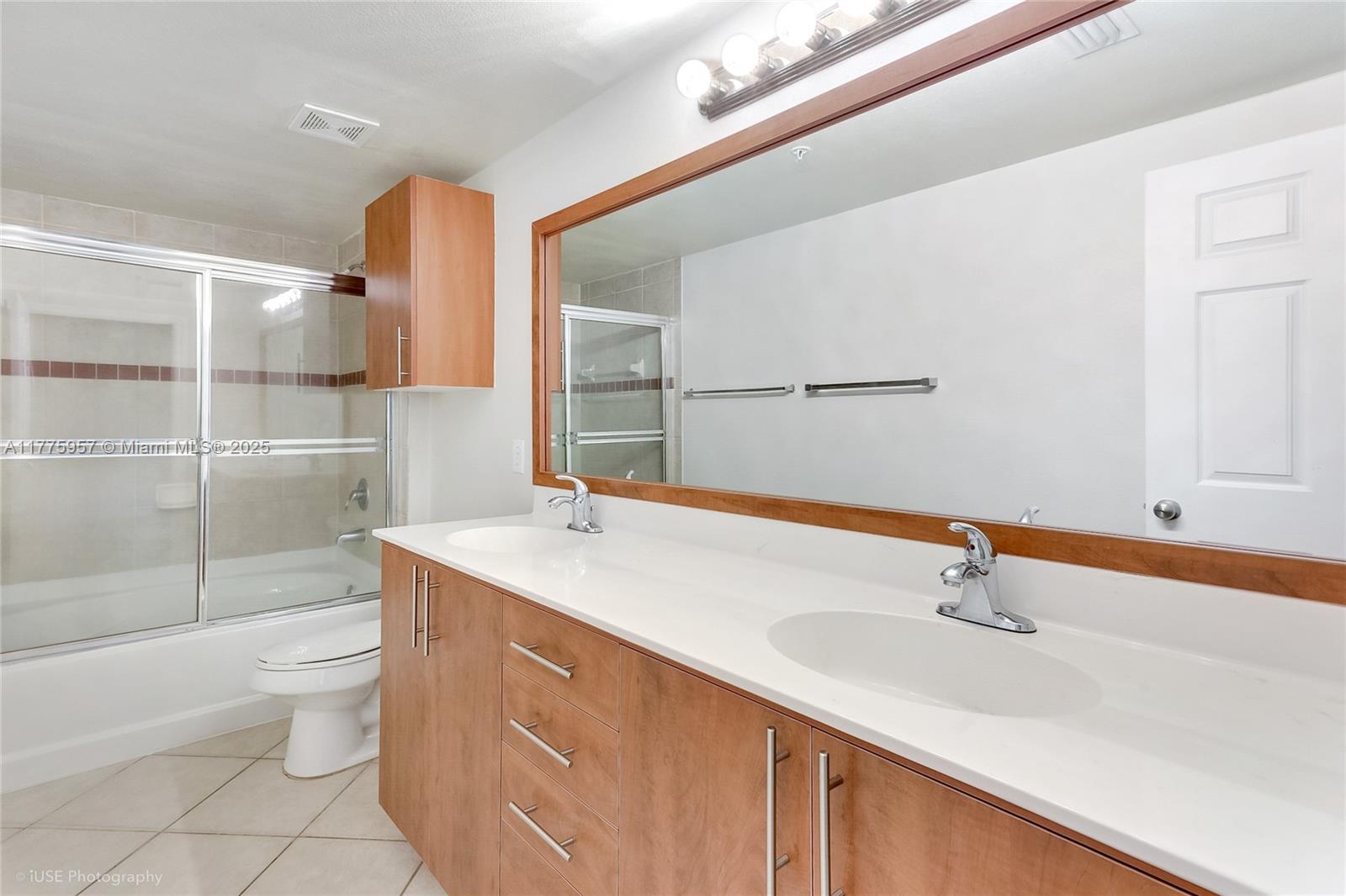 6434 Emerald Dunes Dr #202, West Palm Beach, Florida image 12