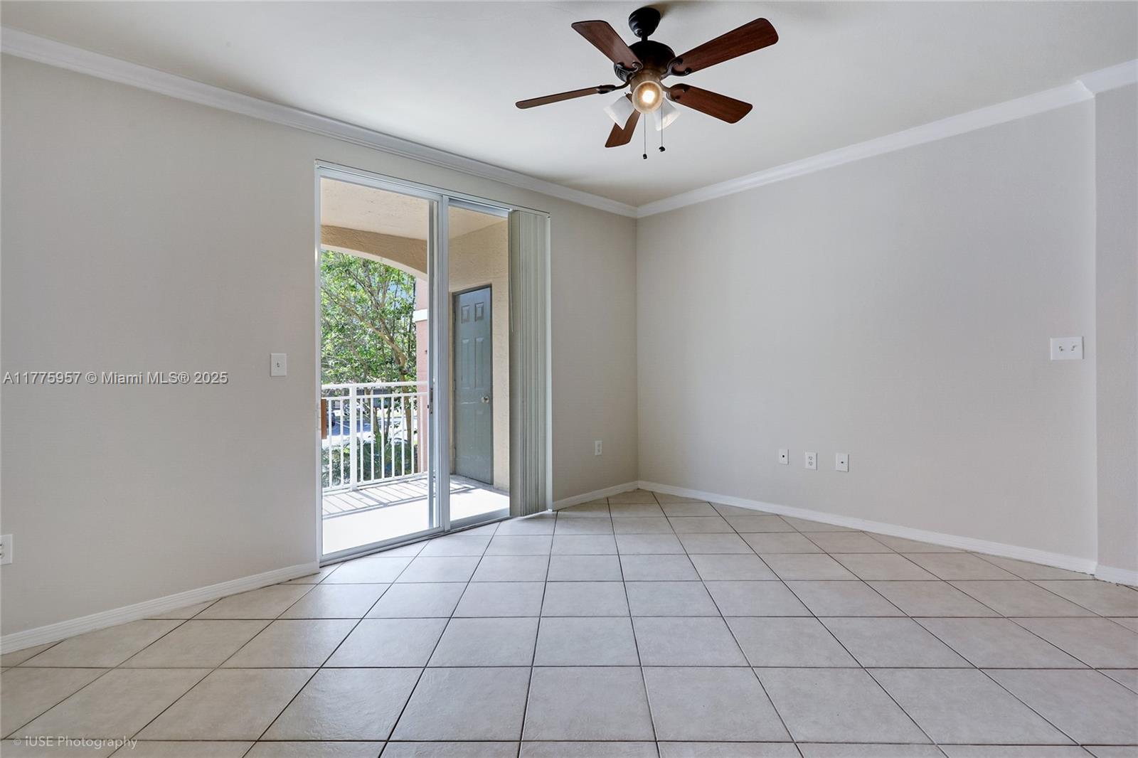 6434 Emerald Dunes Dr #202, West Palm Beach, Florida image 8