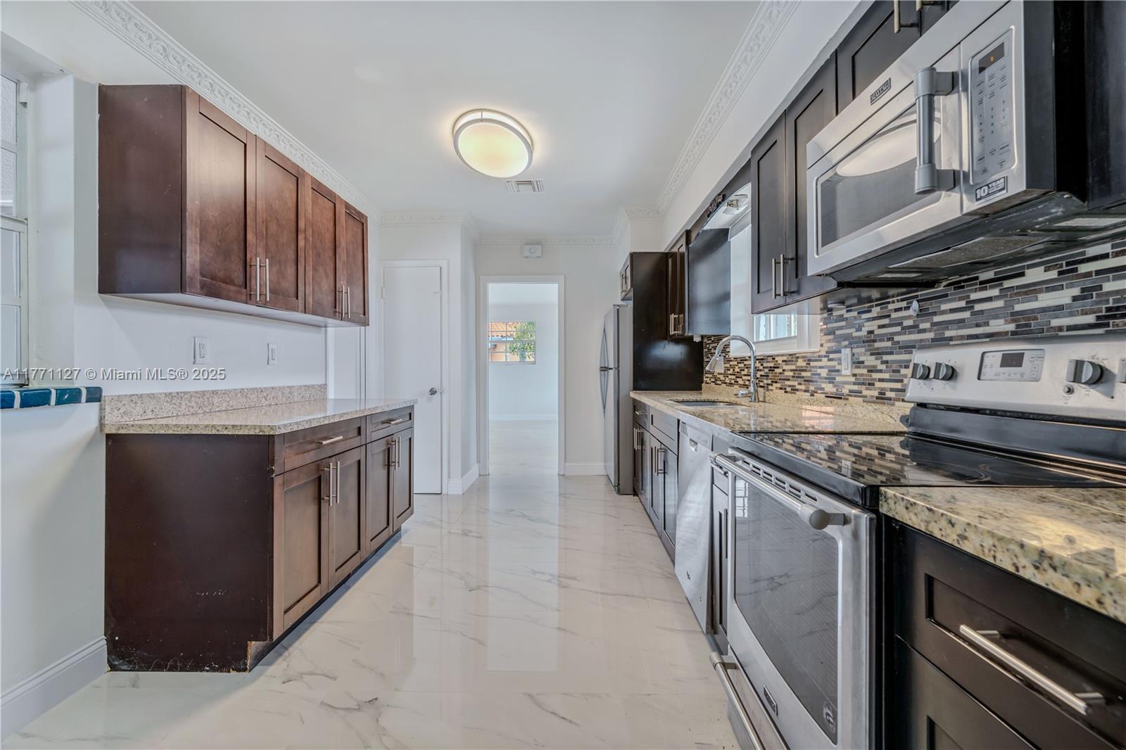 18400 NE 8th Ave, North Miami Beach, Florida image 16