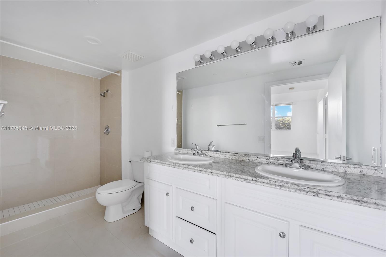 2475 Brickell Ave #704, Miami FL 33129