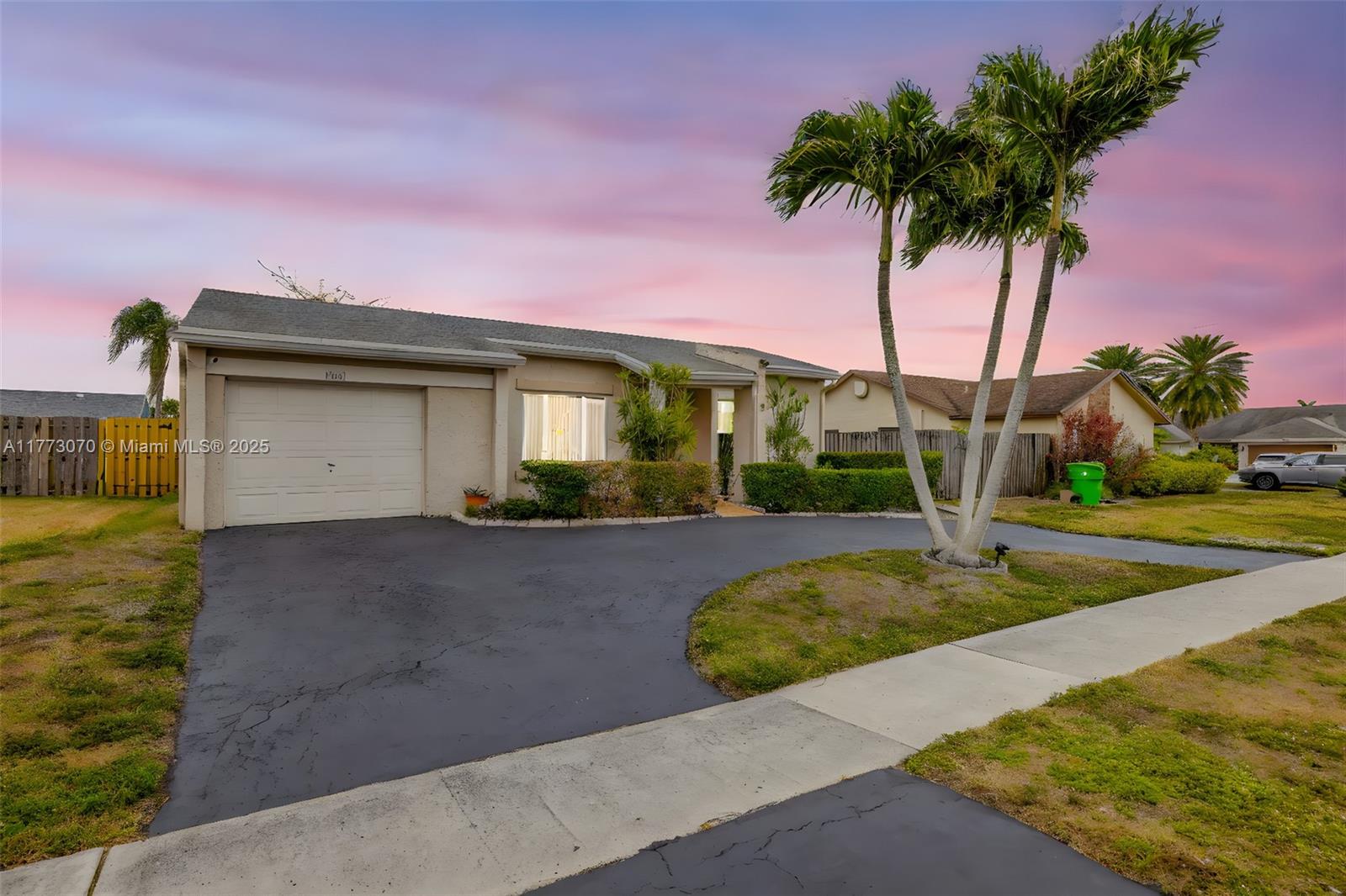 11661 NW 37th Pl, Sunrise, Florida image 1