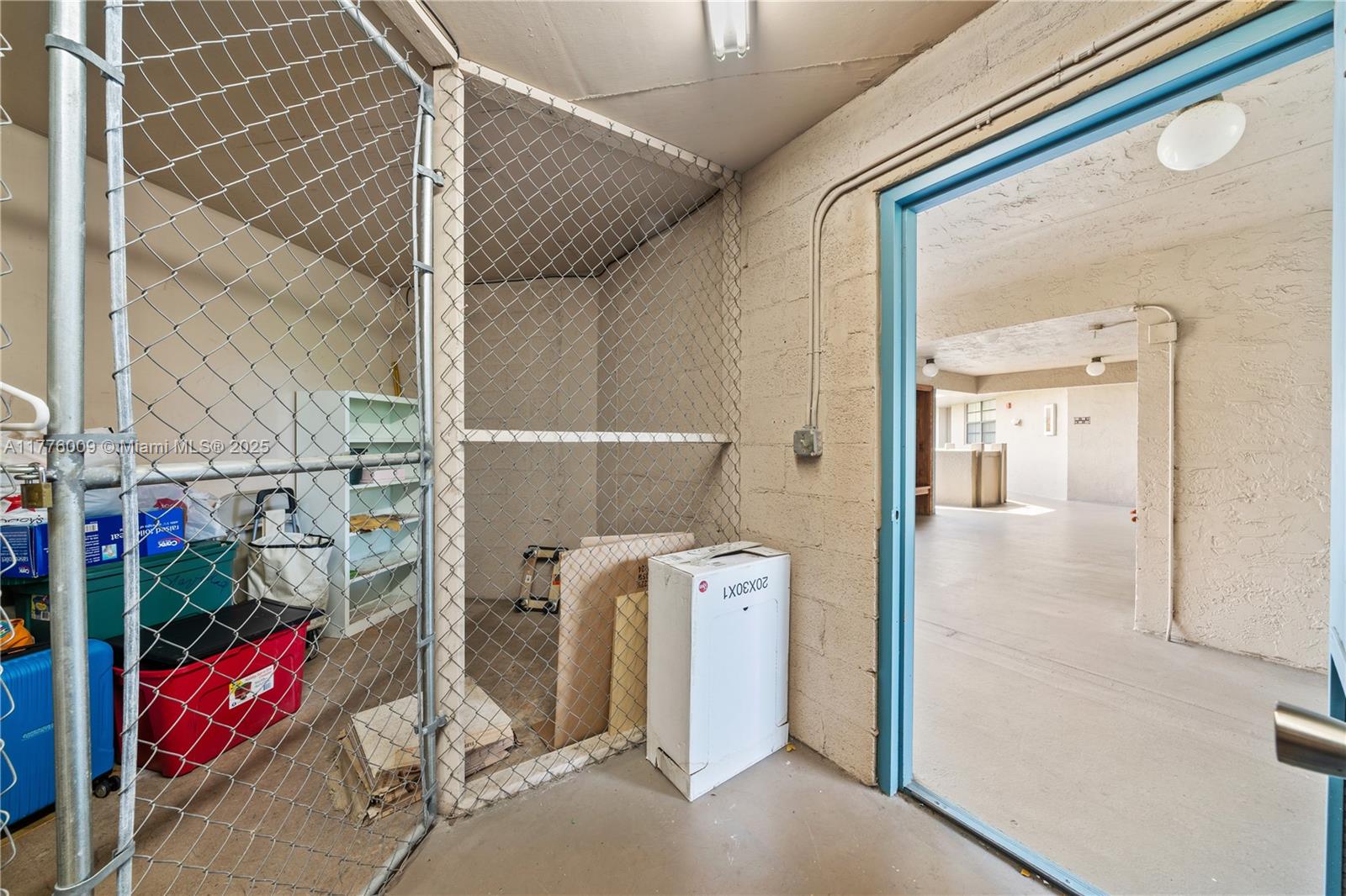 901 Colony Point Cir #503, Pembroke Pines, Florida image 28