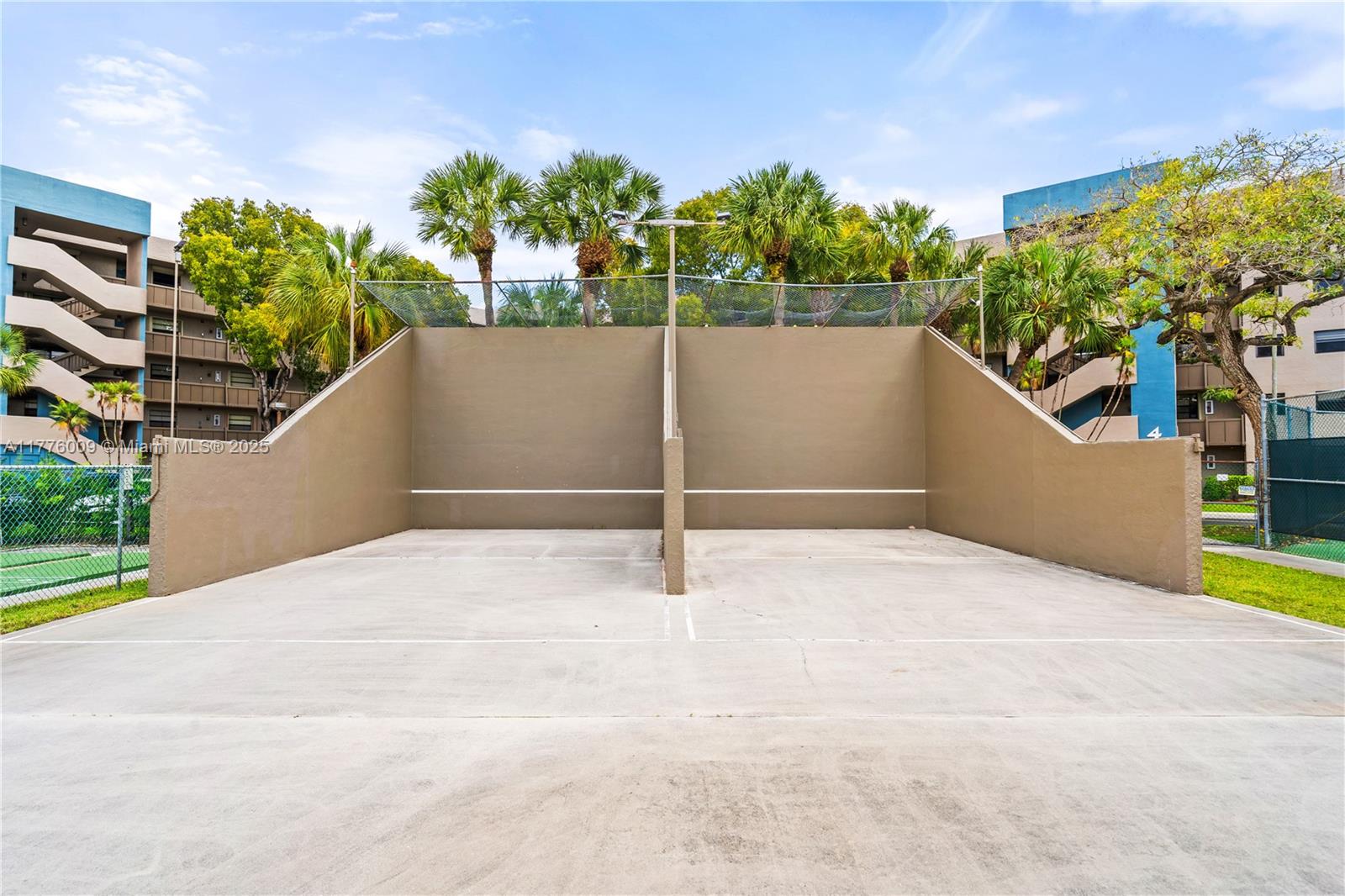 901 Colony Point Cir #503, Pembroke Pines, Florida image 38