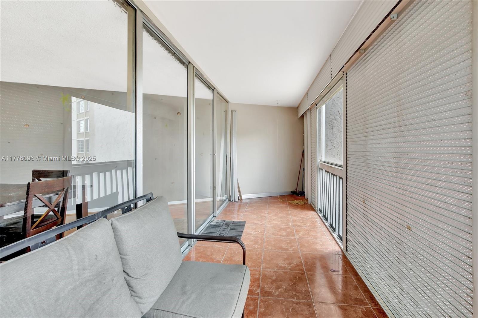 6911 Environ Blvd #3L, Lauderhill, Florida image 15