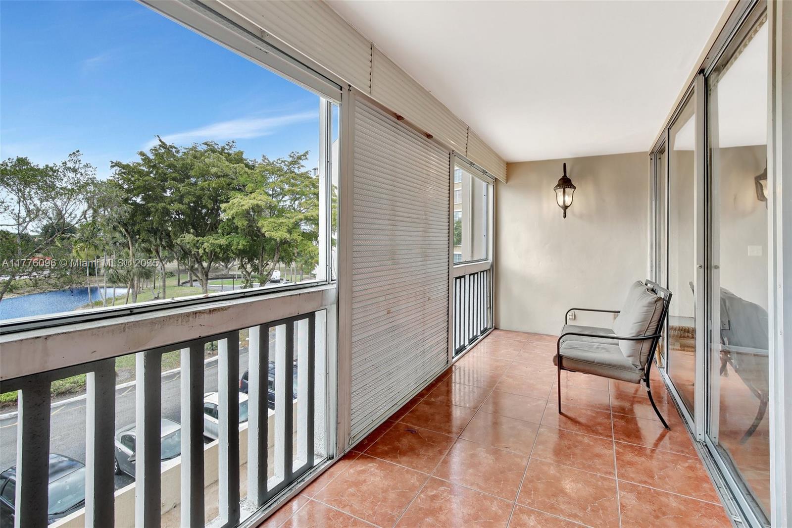 6911 Environ Blvd #3L, Lauderhill, Florida image 15
