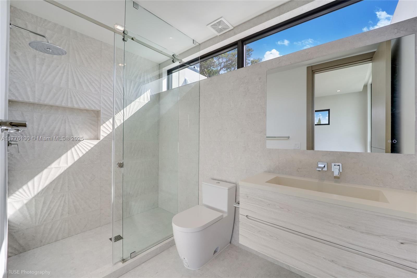 5825 Alton Rd, Miami Beach, Florida image 14