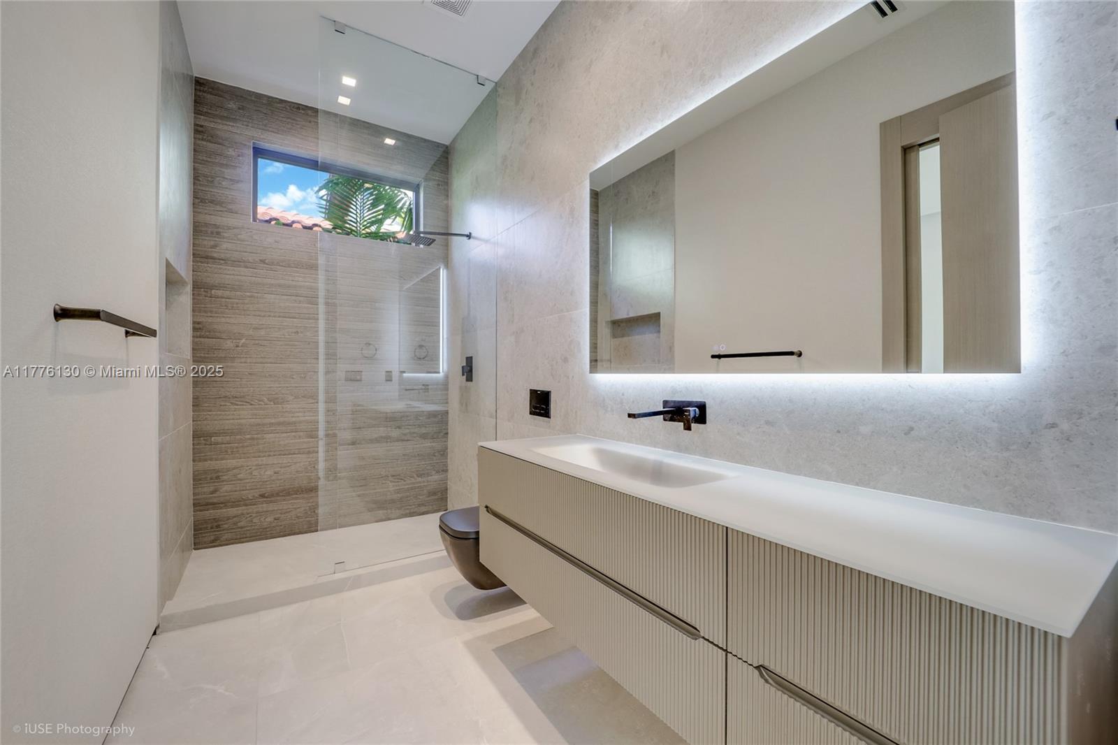 5825 Alton Rd, Miami Beach, Florida image 21
