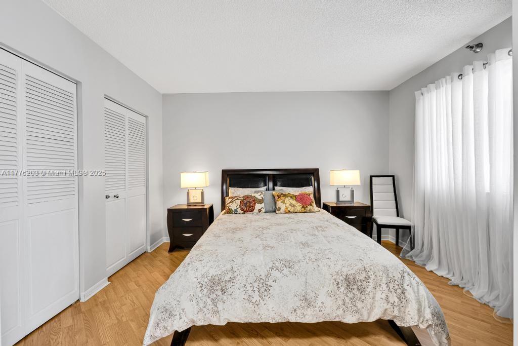 Residential, Sunny Isles Beach, Florida image 15