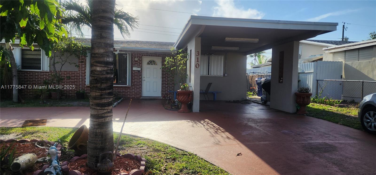310 N 72nd Ter, Hollywood, Florida image 2