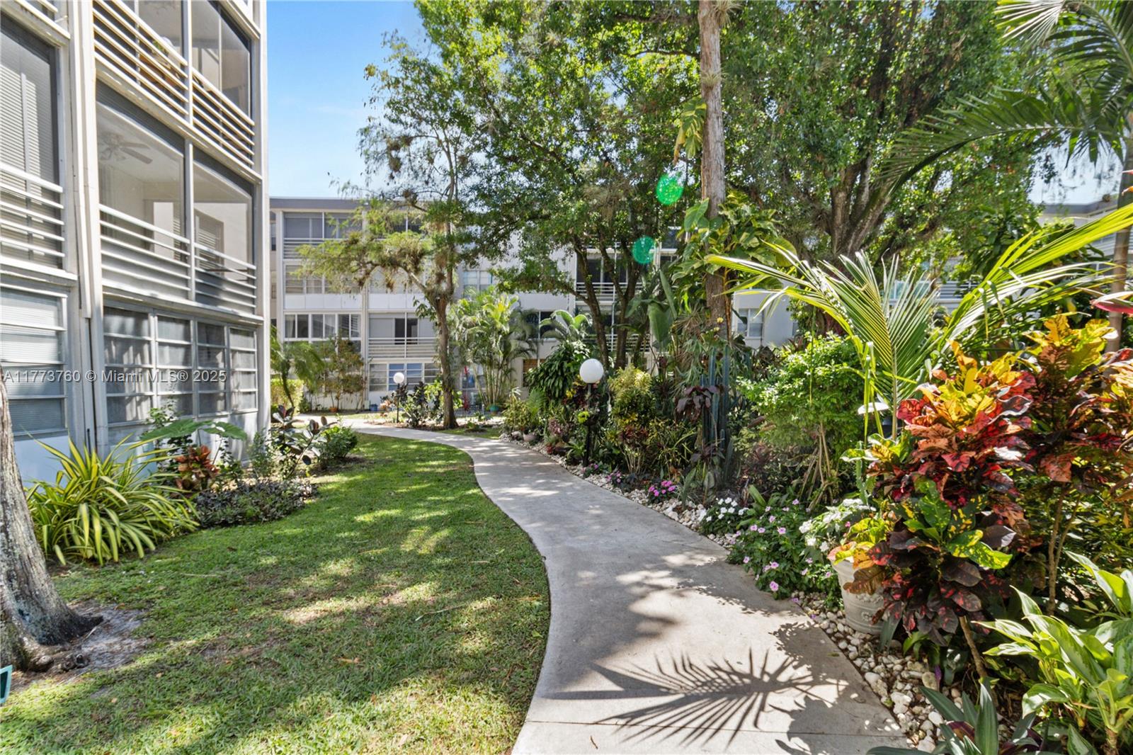4850 NW 29th Ct #423, Lauderdale Lakes, Florida image 1