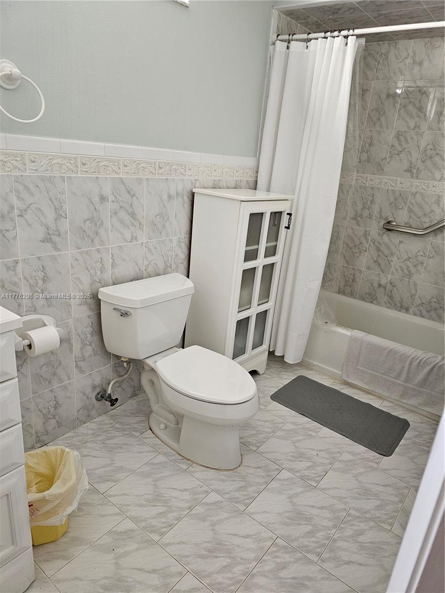 13186 SW 10th Ln, Miami, Florida image 13