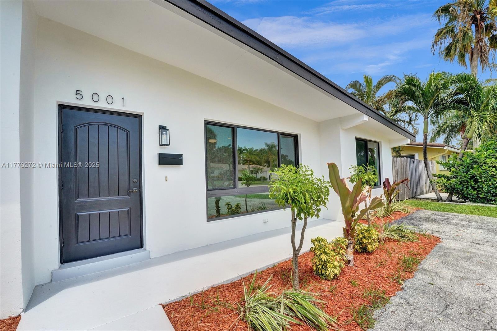 5001 NE 23rd Ave, Lighthouse Point, Florida image 9