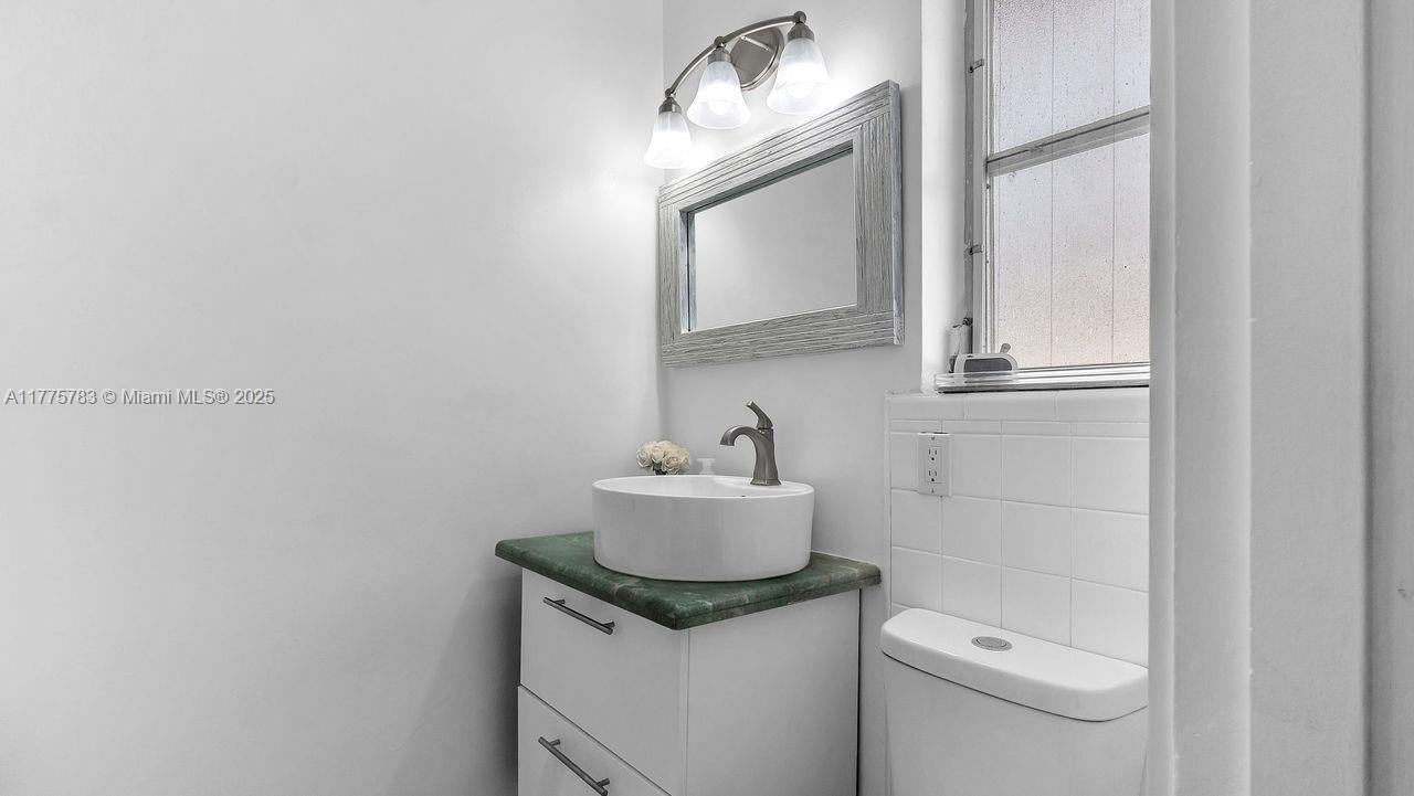 5713 NE 17th Ter, Fort Lauderdale, Florida image 21