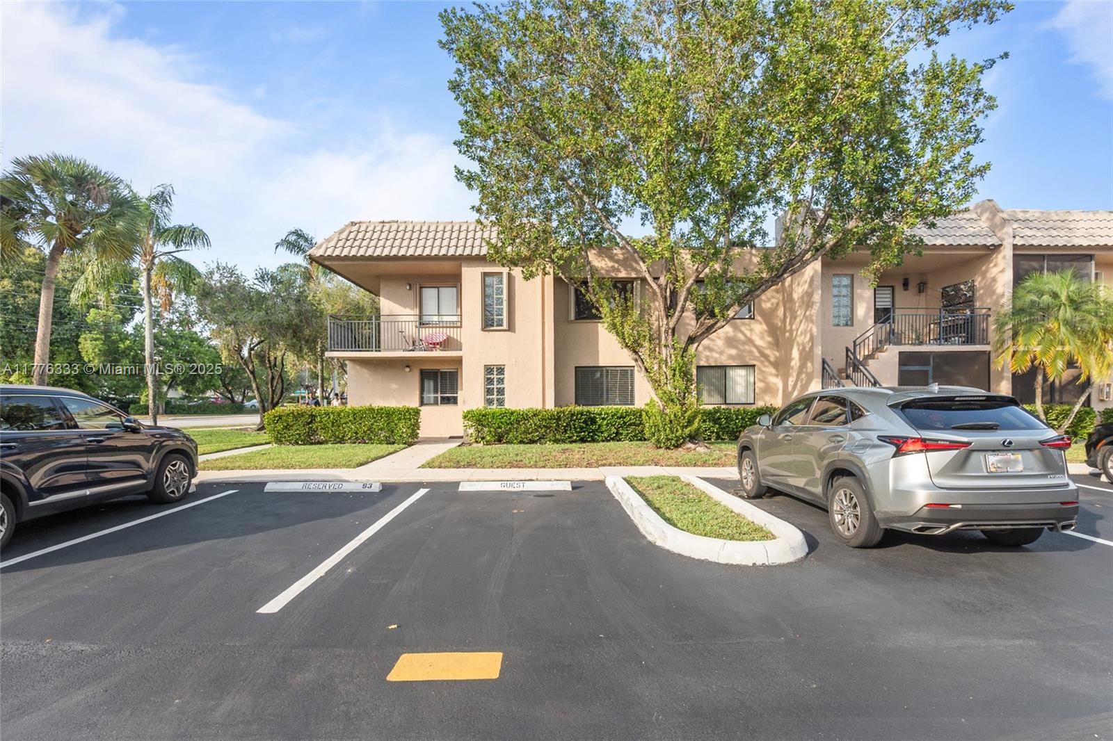 340 Racquet Club Rd #201, Weston, Florida image 1