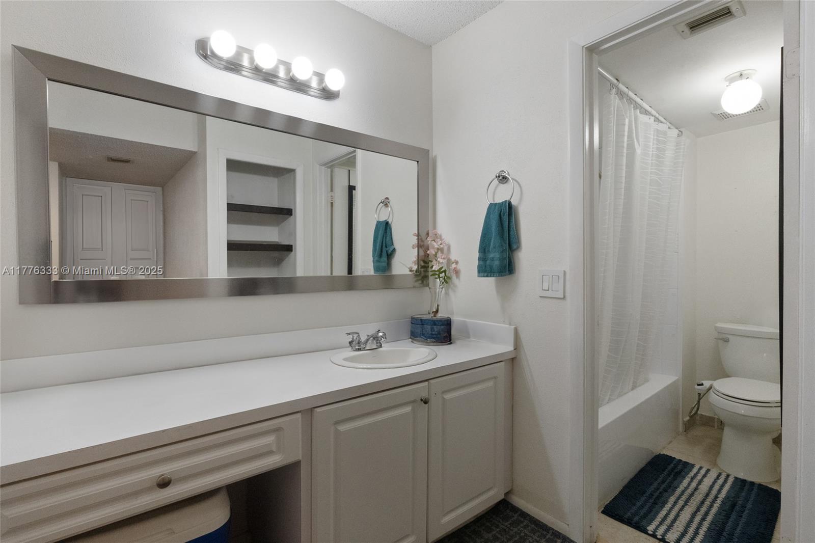 340 Racquet Club Rd #201, Weston, Florida image 15
