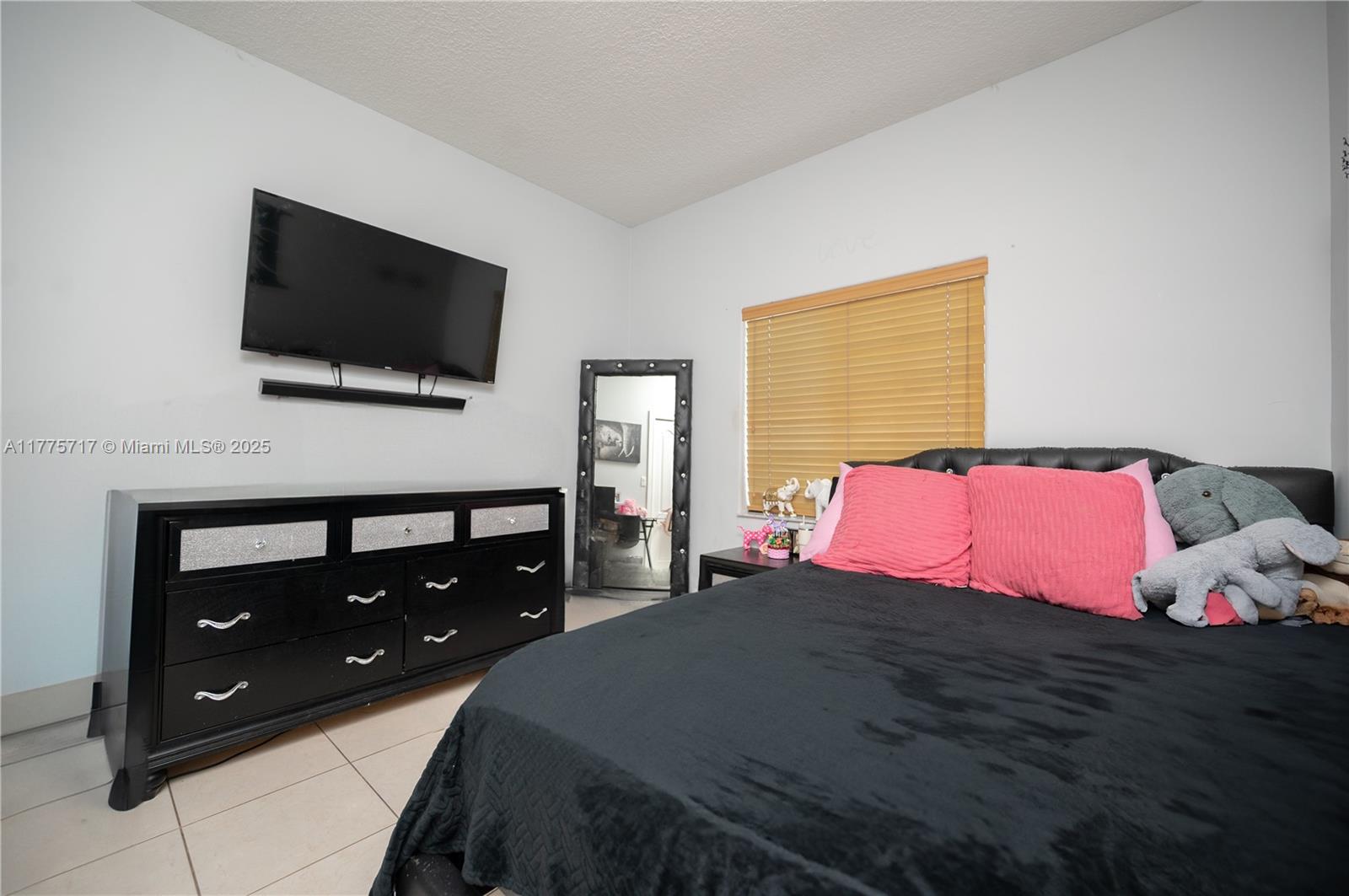 8744 NW 147th Ln, Miami Lakes, Florida image 15