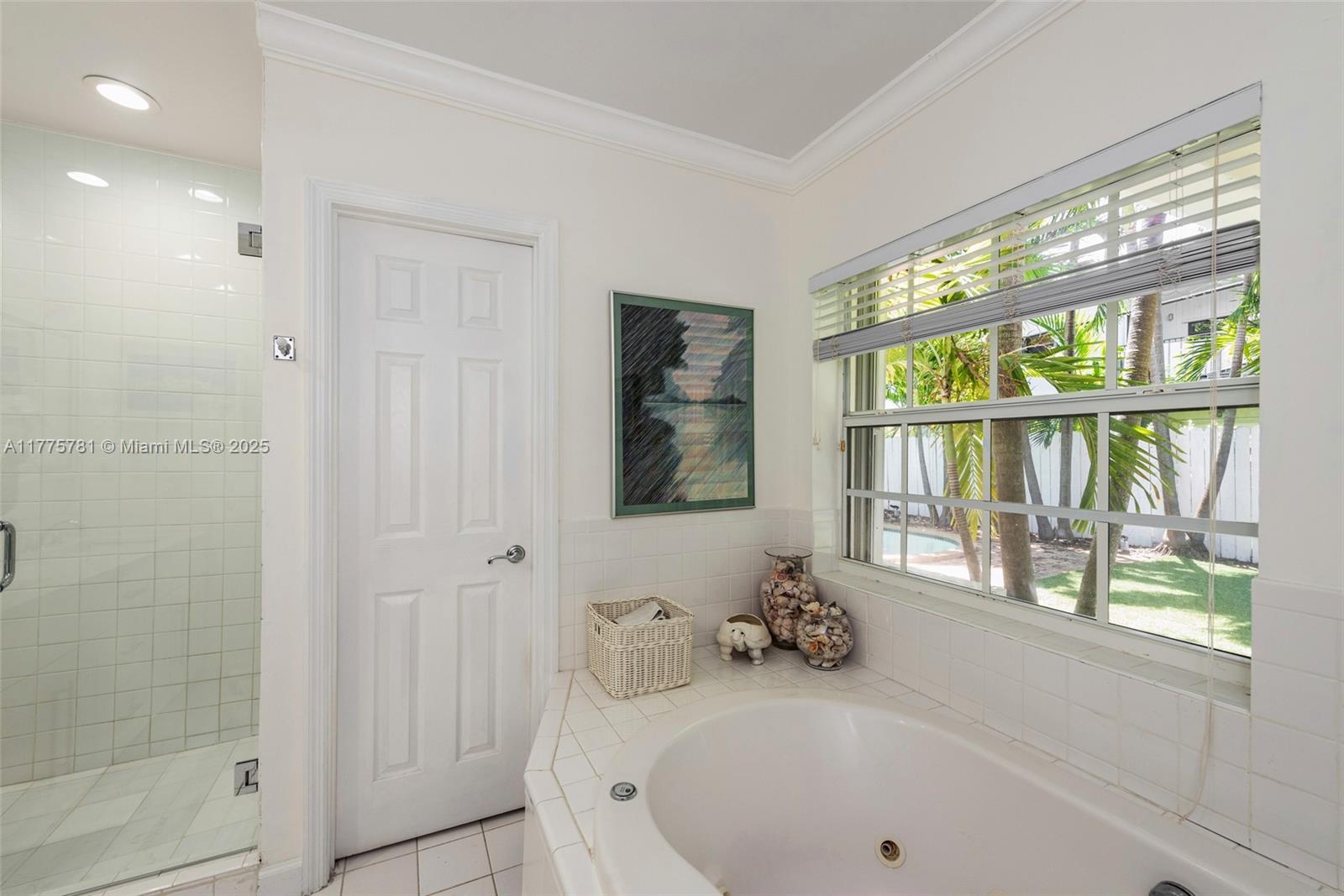 Listing Photo 14