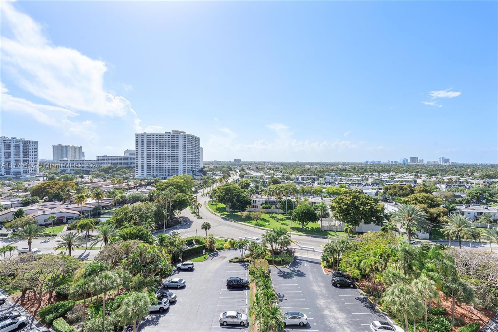600 Parkview Dr #1123, Hallandale Beach, Florida image 37