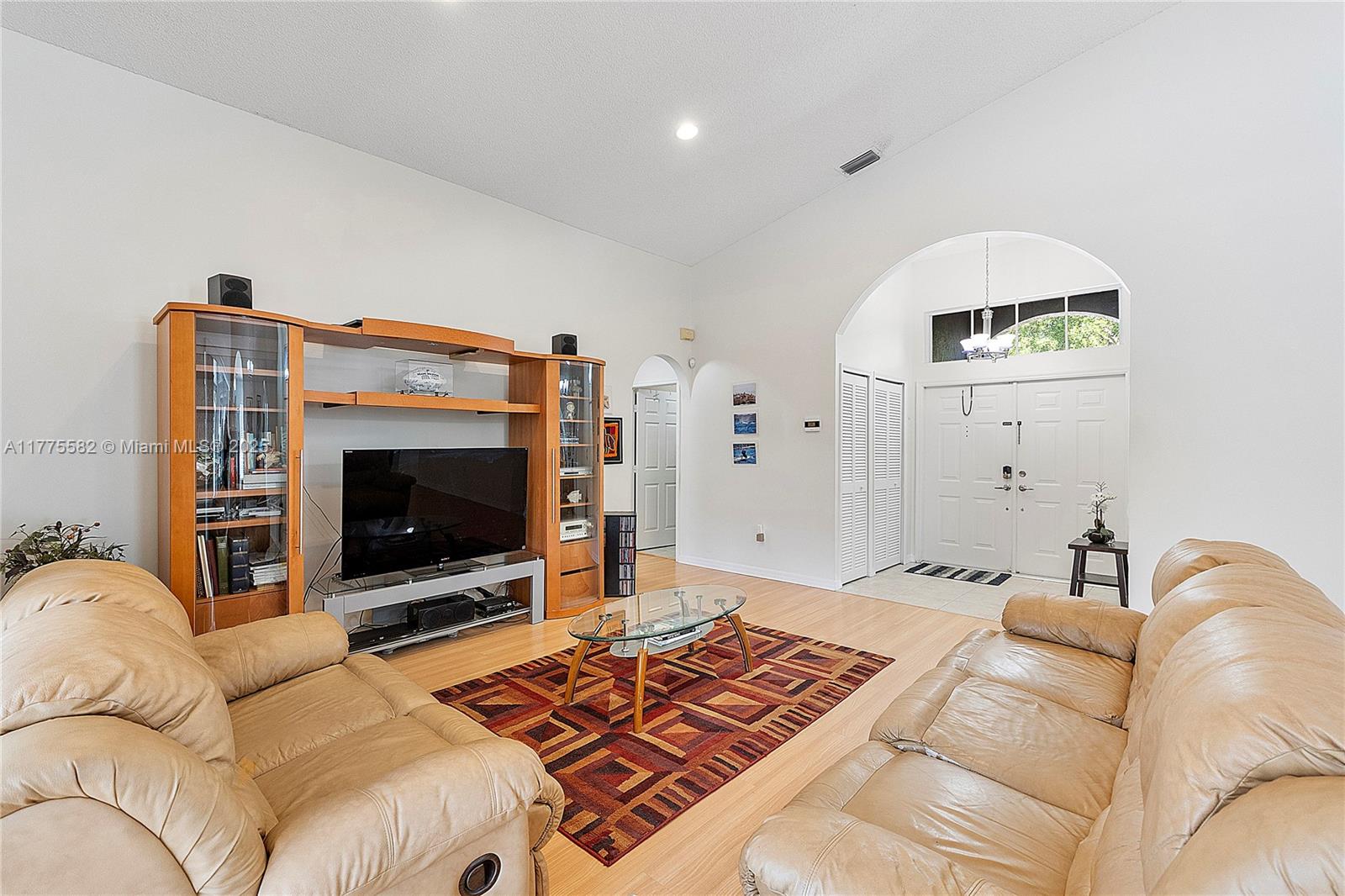 13182 N 11th Ct, Sunrise, Florida image 5