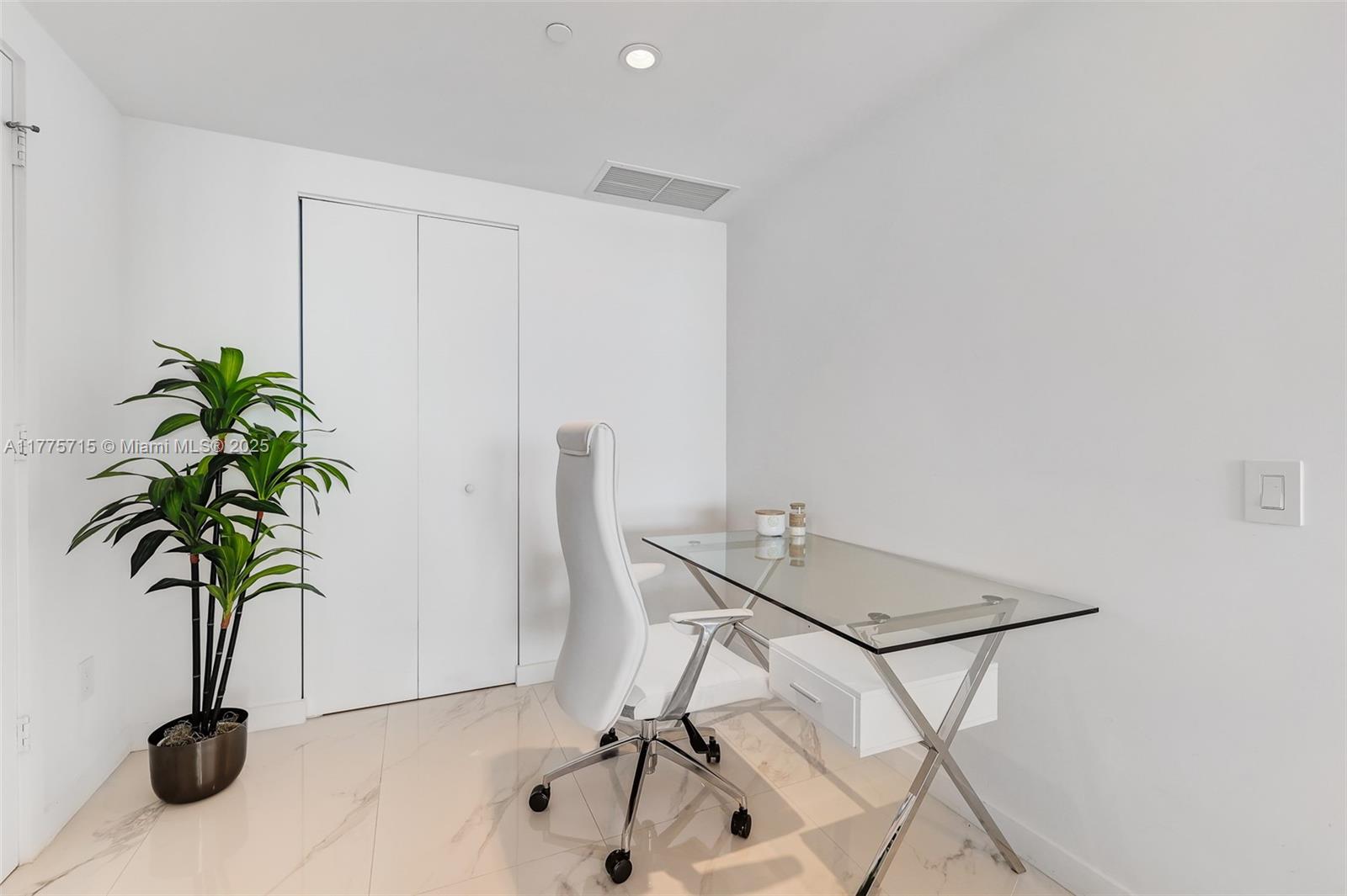 3131 NE 7th Ave #1202, Miami FL 33137