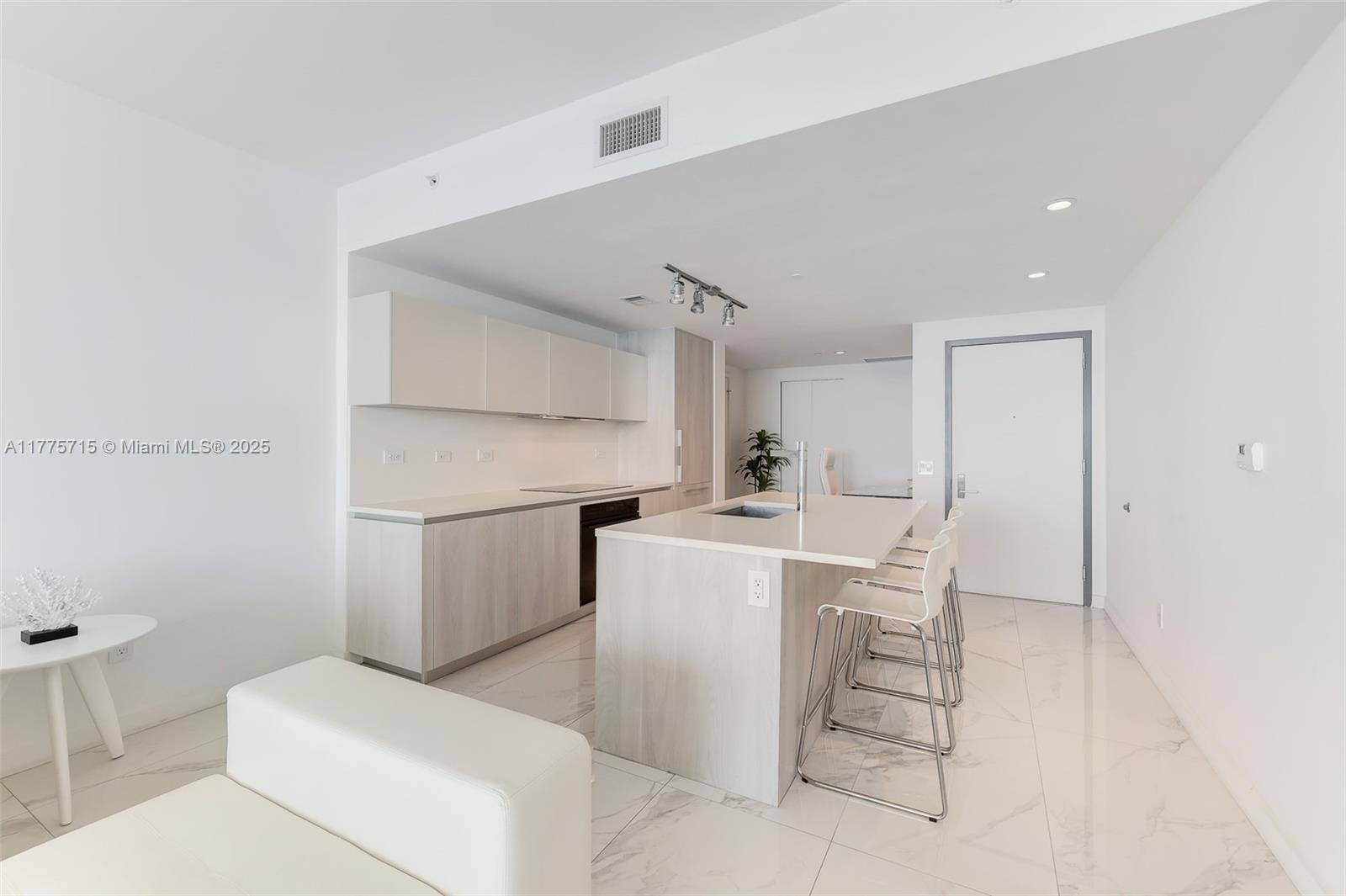 3131 NE 7th Ave #1202, Miami FL 33137