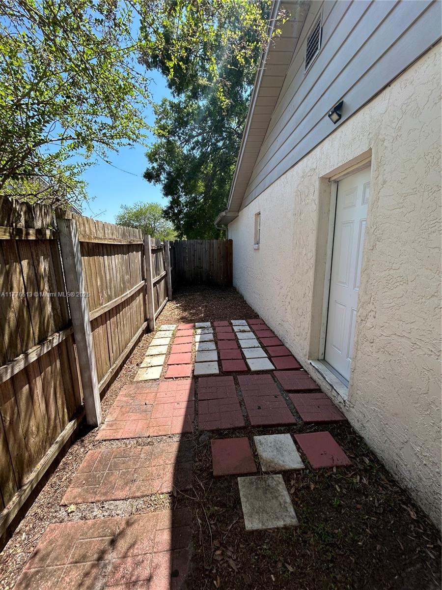 1912 W Clinton St, Tampa, Florida image 17