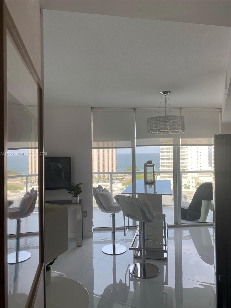 Condo for Sale in Miami Beach, FL