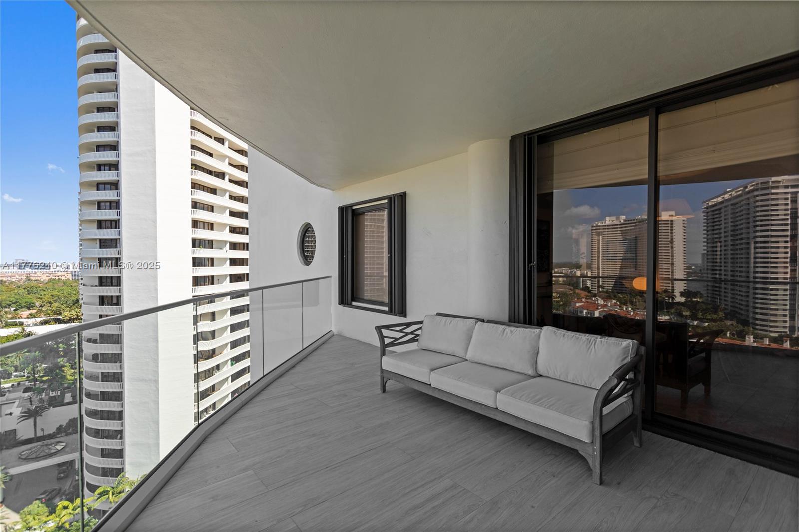 2800 Island Blvd #1702, Aventura, Florida image 10