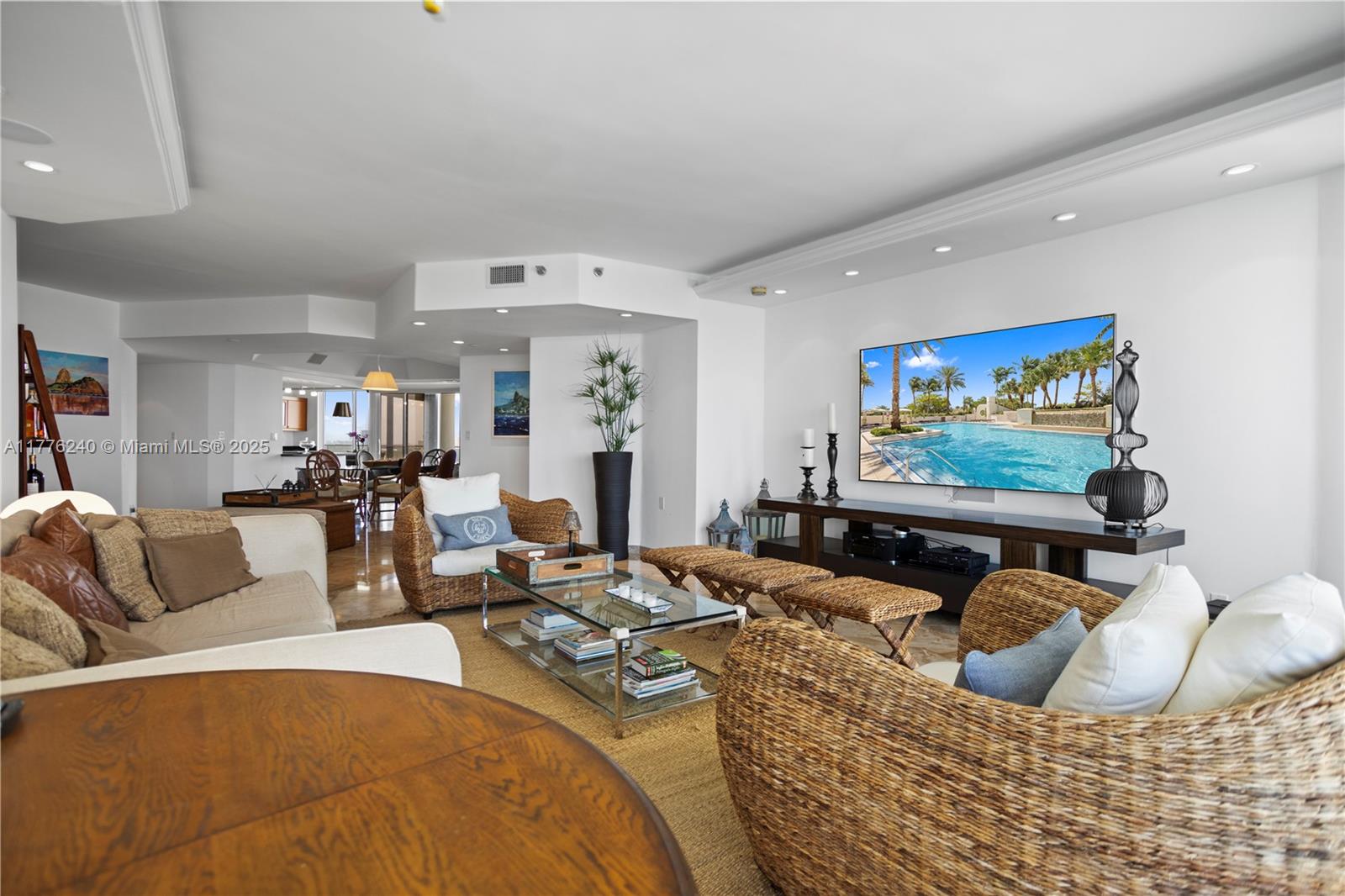 2800 Island Blvd #1702, Aventura, Florida image 33