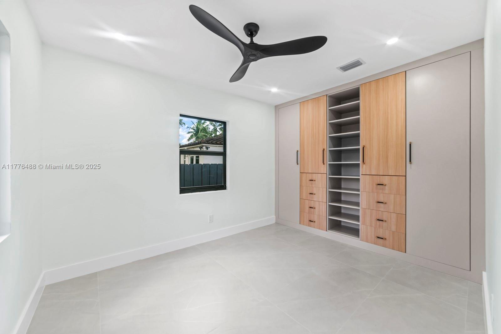 31 Carlisle Dr, Miami Springs, Florida image 21