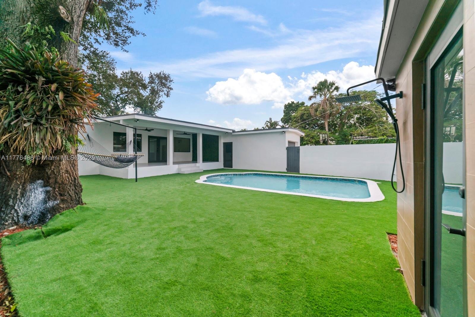 31 Carlisle Dr, Miami Springs, Florida image 30