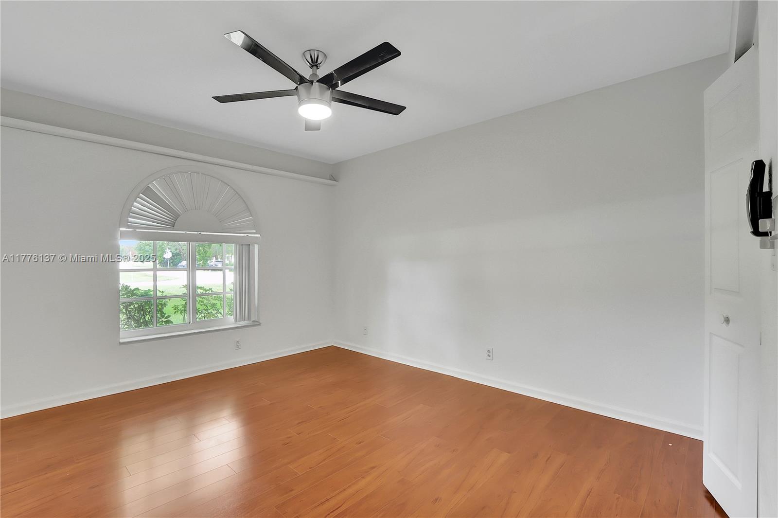 Listing Photo 22