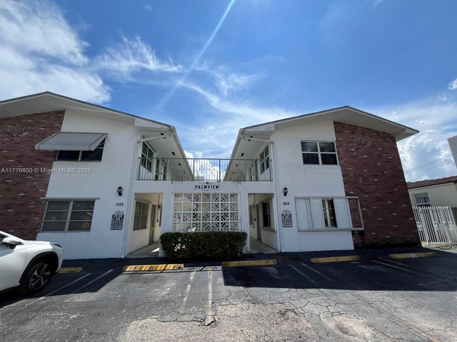 1824 Monroe St #1, Hollywood, Florida image 2