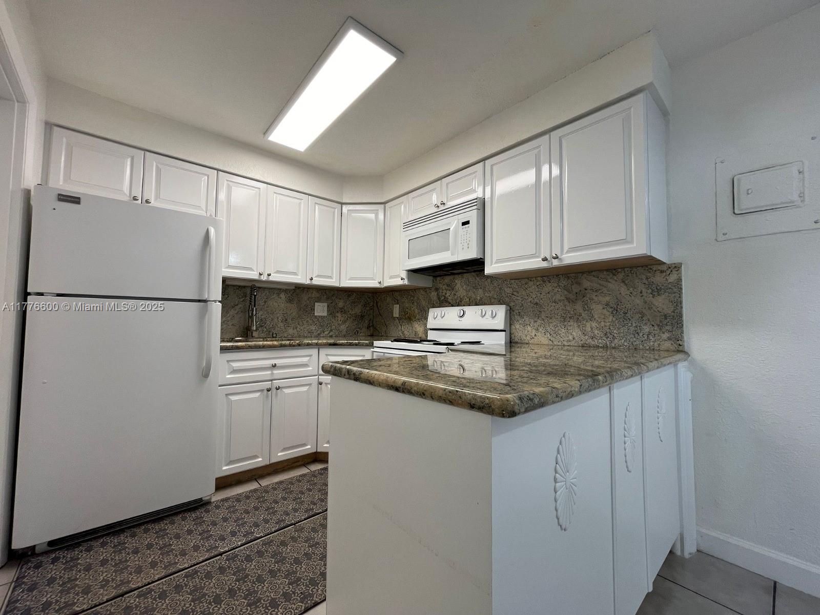 1824 Monroe St #1, Hollywood, Florida image 6