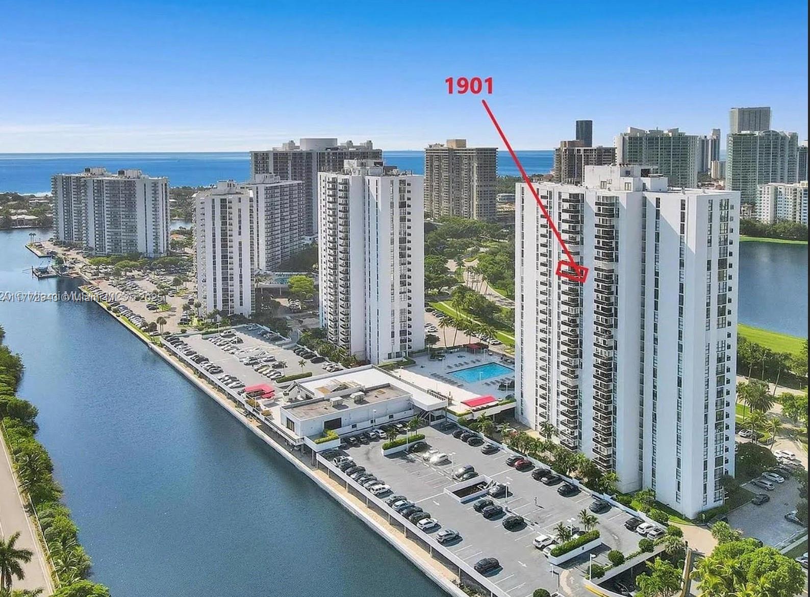 3625 N Country Club Dr #1901, Aventura, Florida image 3